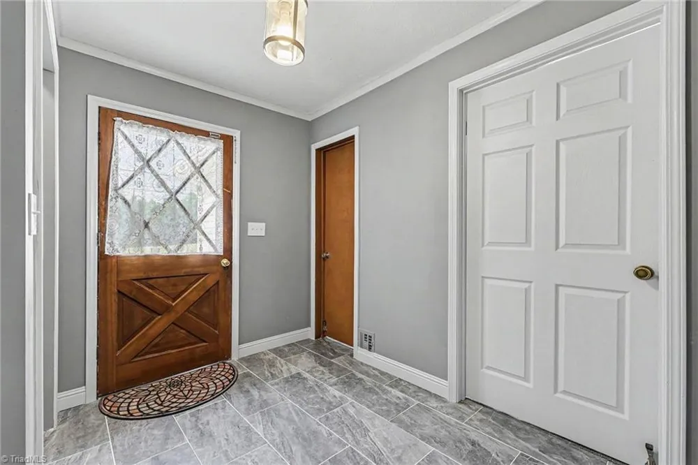 2767 Westfield Road Mount Airy, NC 27030