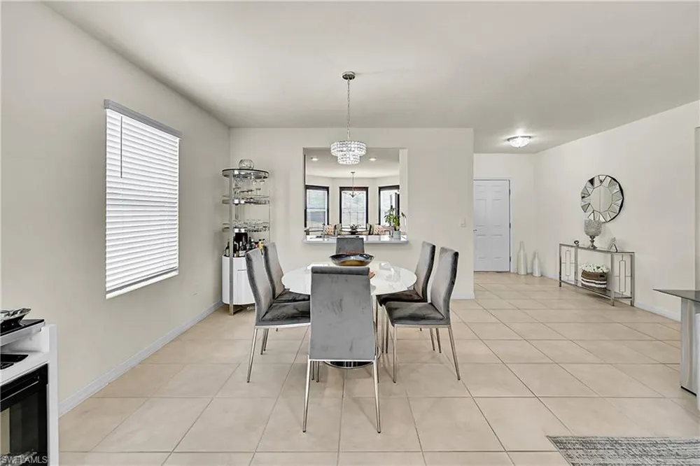 1616 NE 6th Place Cape Coral, FL 33909
