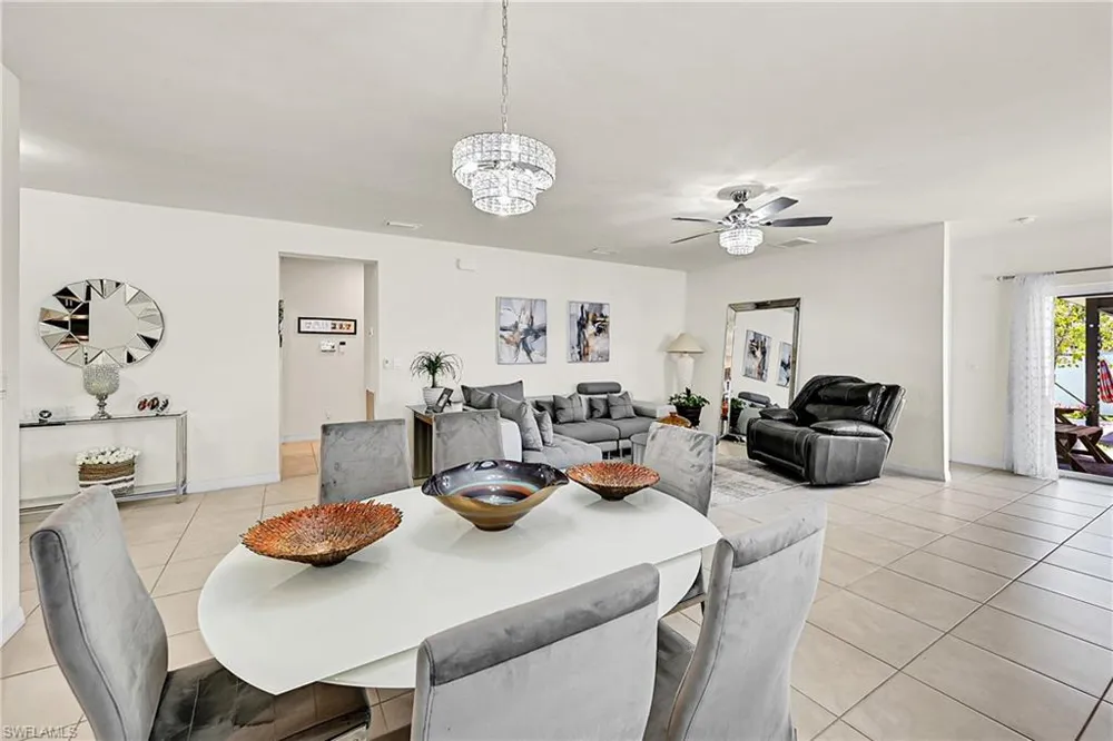 1616 NE 6th Place Cape Coral, FL 33909