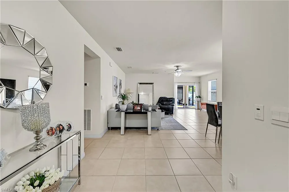 1616 NE 6th Place Cape Coral, FL 33909