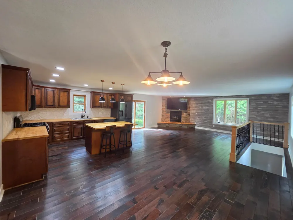 7220 237th Avenue NE Stacy, MN 55079