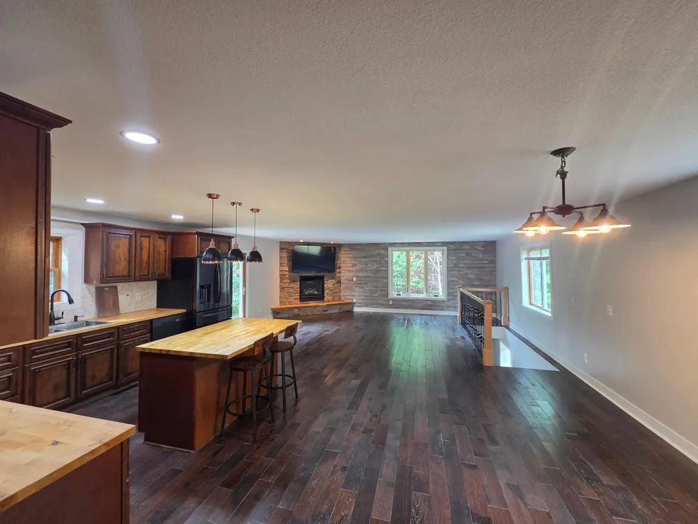 7220 237th Avenue NE Stacy, MN 55079