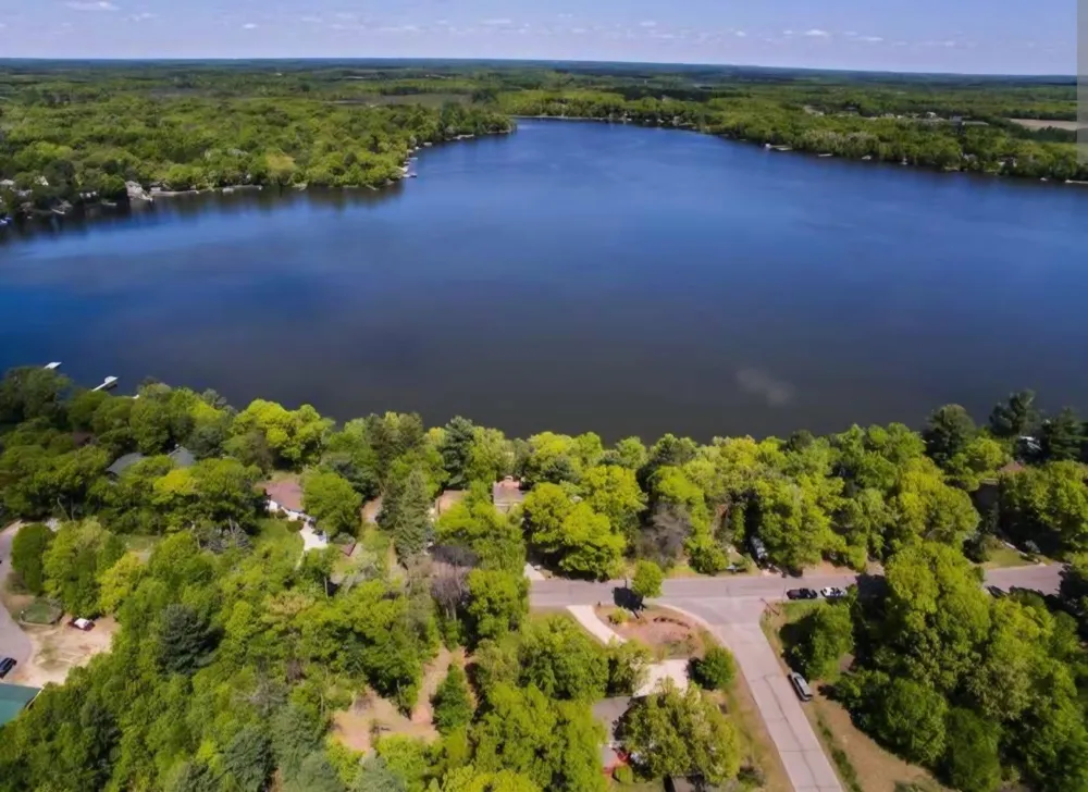 7220 237th Avenue NE Stacy, MN 55079
