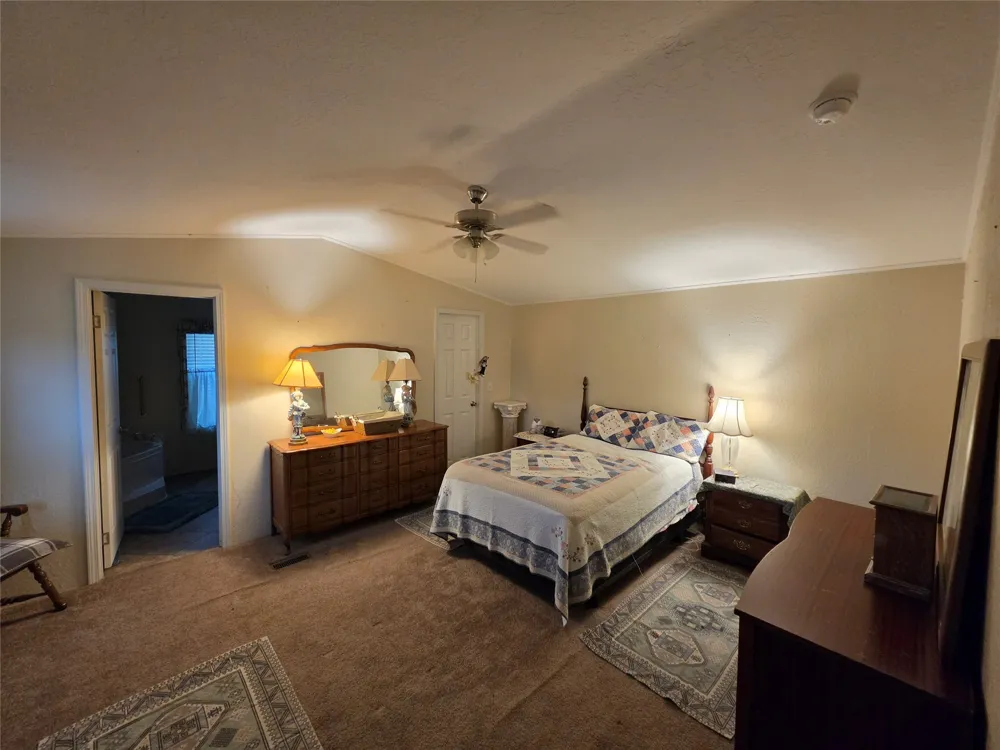 237 High Bluff Drive Bridgeport, TX 76426