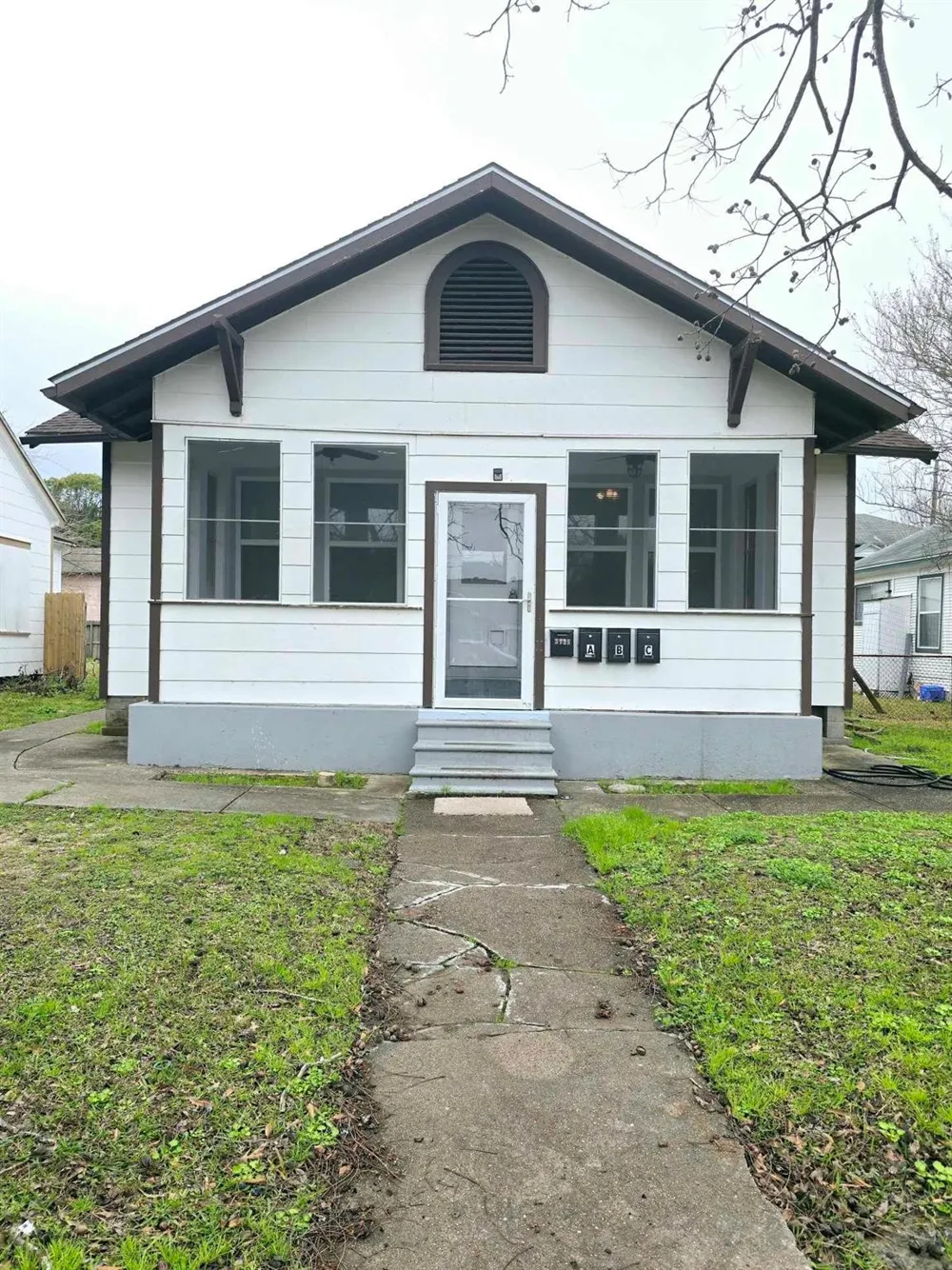 3125 Illinois Street Baytown, TX 77520