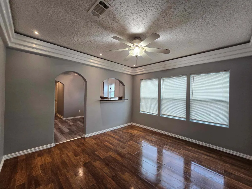 3125 Illinois Street Baytown, TX 77520