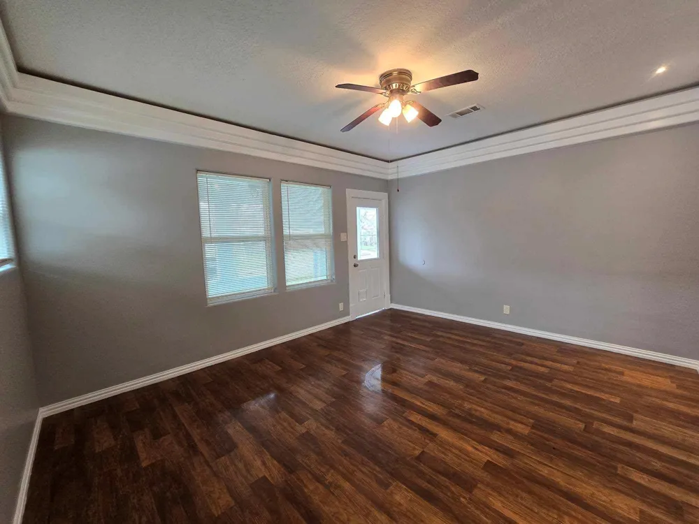 3125 Illinois Street Baytown, TX 77520