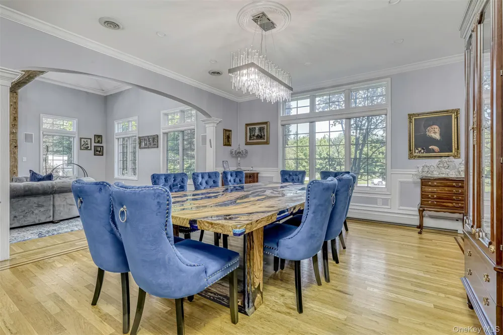 10 Cobblestone Farm Court Suffern, NY 10901