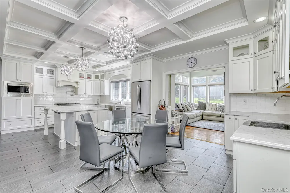 10 Cobblestone Farm Court Suffern, NY 10901