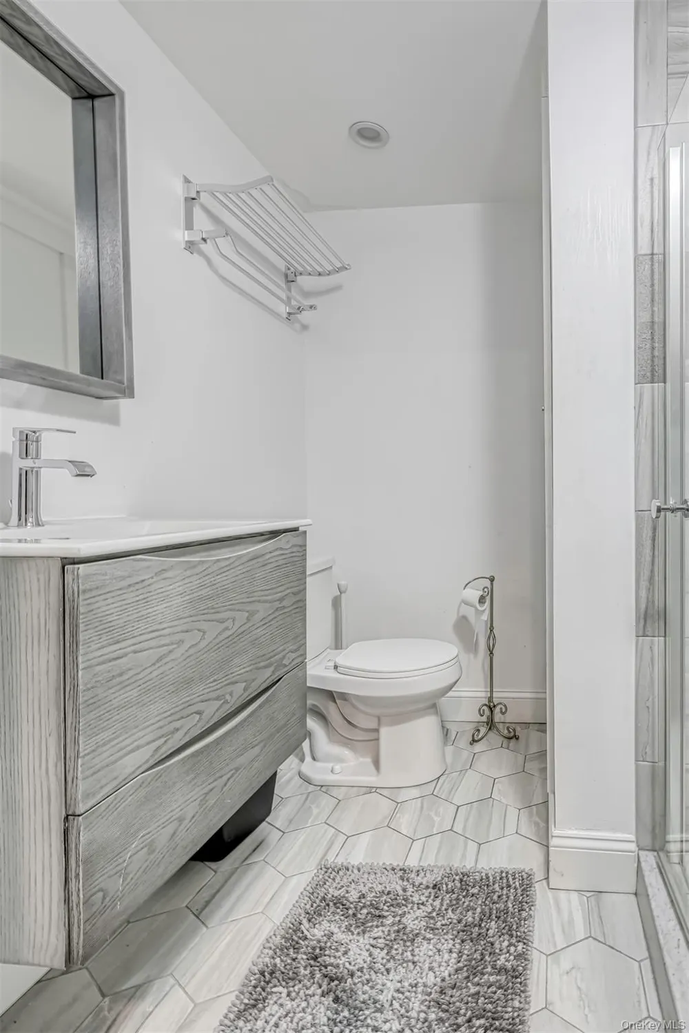 10 Cobblestone Farm Court Suffern, NY 10901