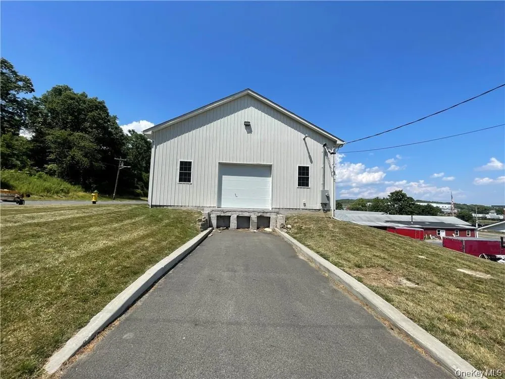 332, 95, 85, 75 Bill Larkin Drive New Windsor, NY 12553