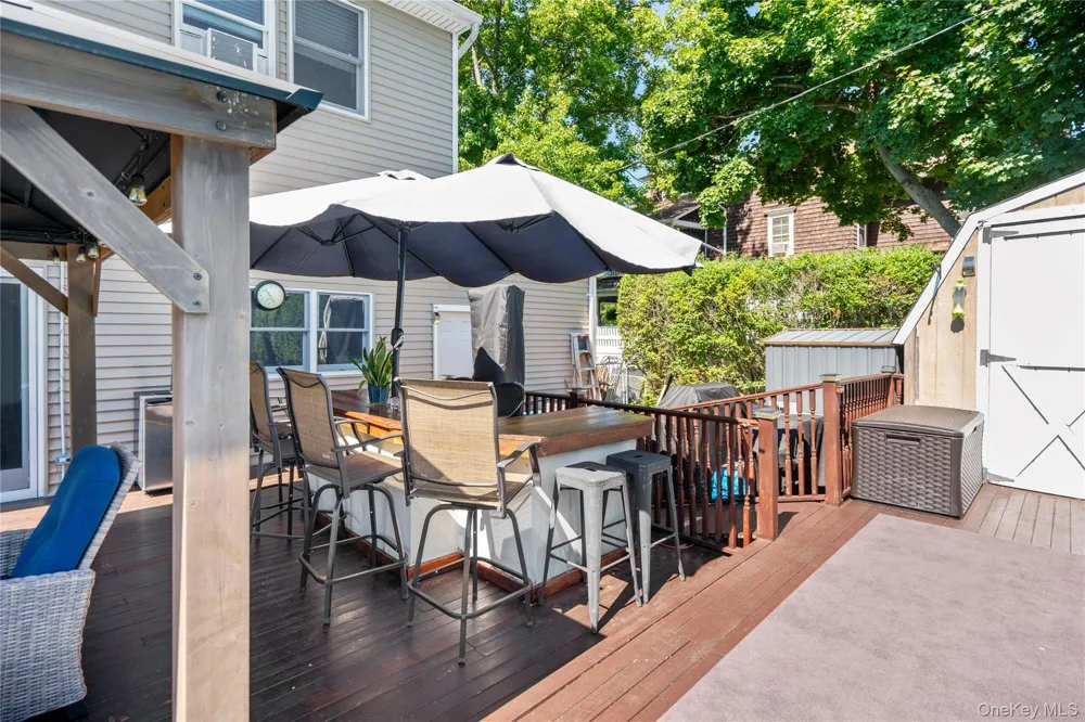 73 Maple Avenue Bay Shore, NY 11706