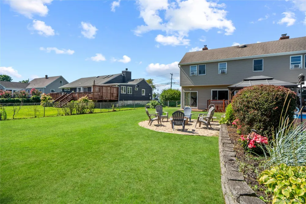 73 Maple Avenue Bay Shore, NY 11706