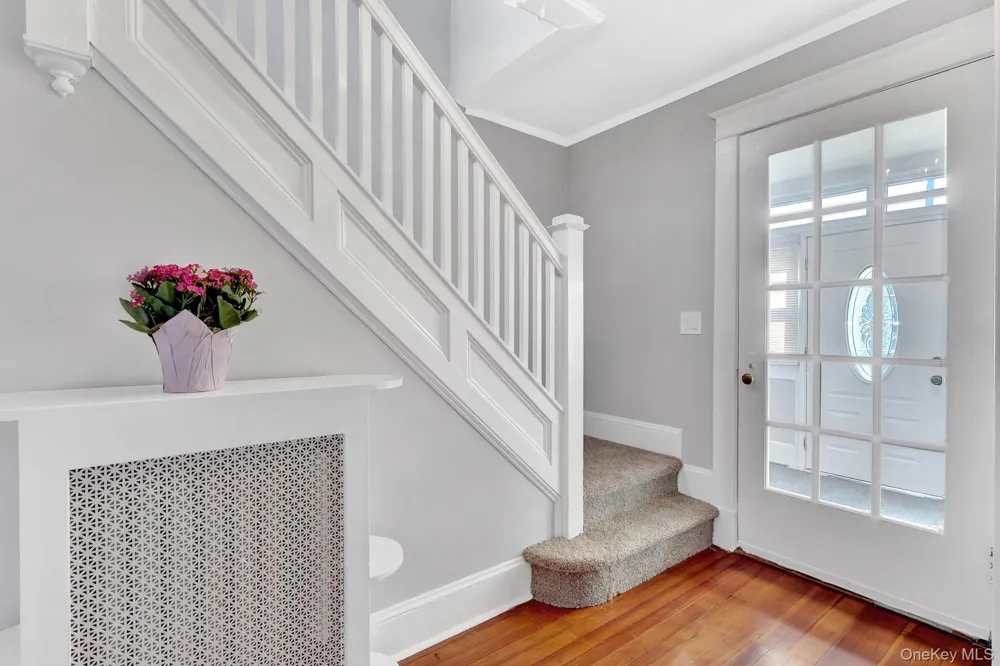 169 Butler Street Westbury, NY 11590