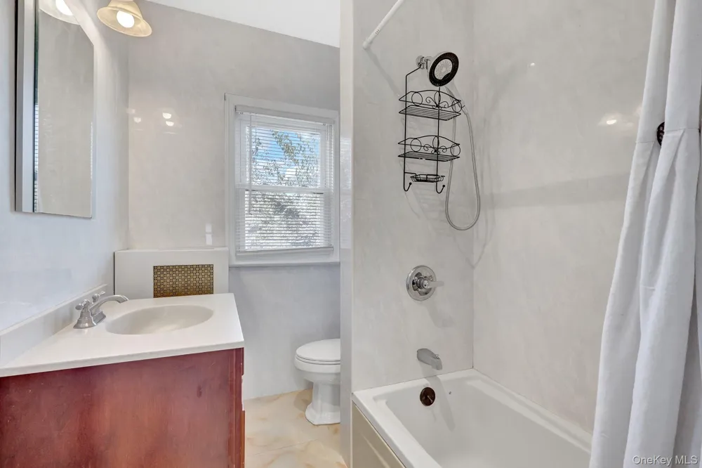 169 Butler Street Westbury, NY 11590