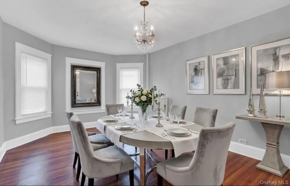 169 Butler Street Westbury, NY 11590
