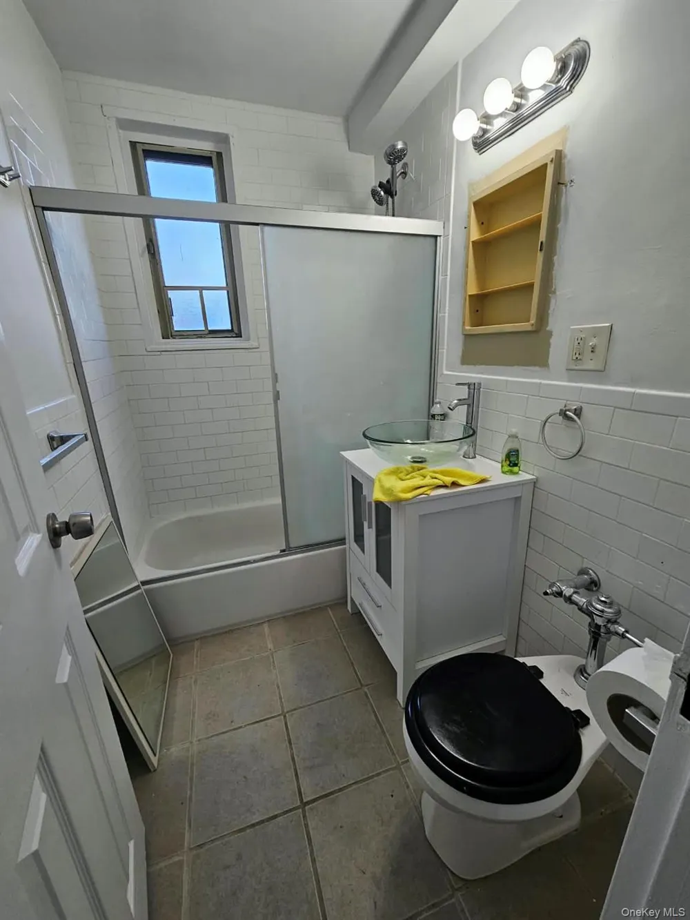 1507 Metropolitan Avenue #10E Bronx, NY 10462