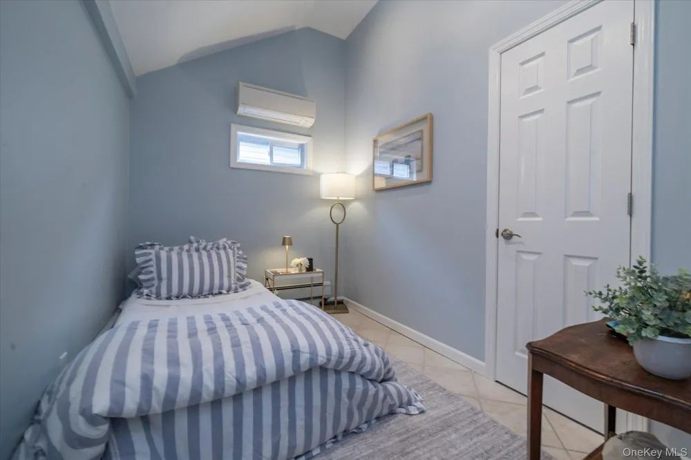 35 Nebraska Street Long Beach, NY 11561