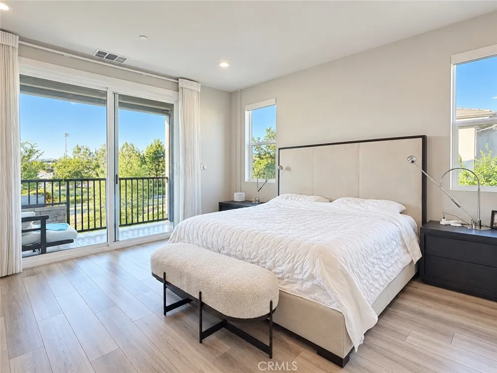 308 Merit Irvine, CA 92618