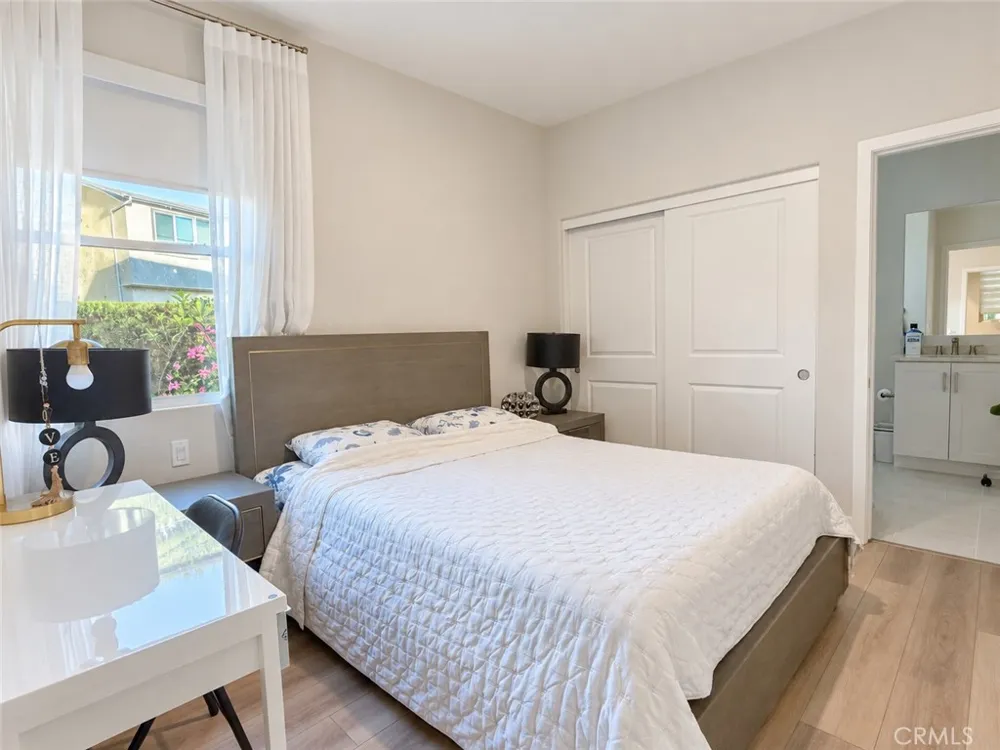 308 Merit Irvine, CA 92618