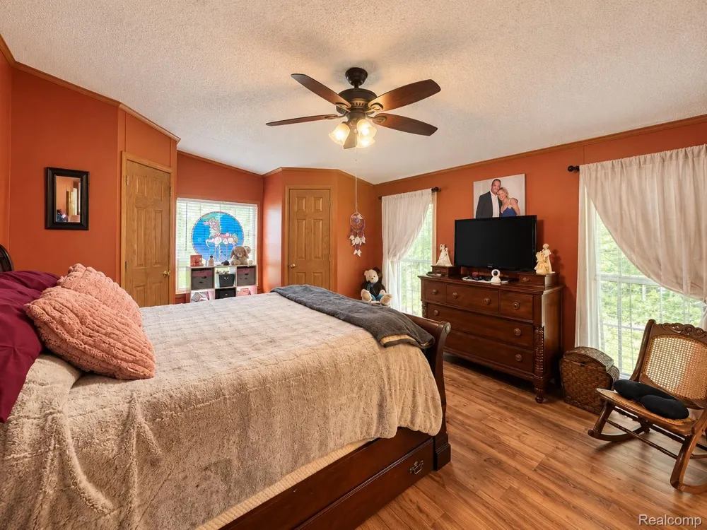 30007 Meadow Gibraltar City, MI 48173