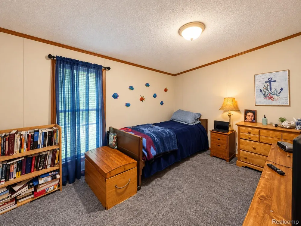 30007 Meadow Gibraltar City, MI 48173