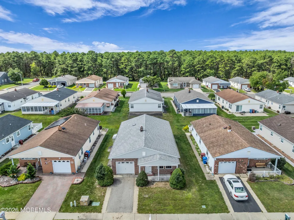 24 Merrilee Lane Toms River, NJ 08757