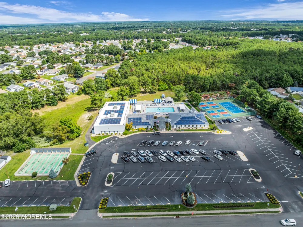 24 Merrilee Lane Toms River, NJ 08757