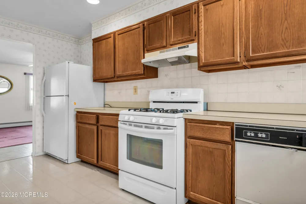 24 Merrilee Lane Toms River, NJ 08757