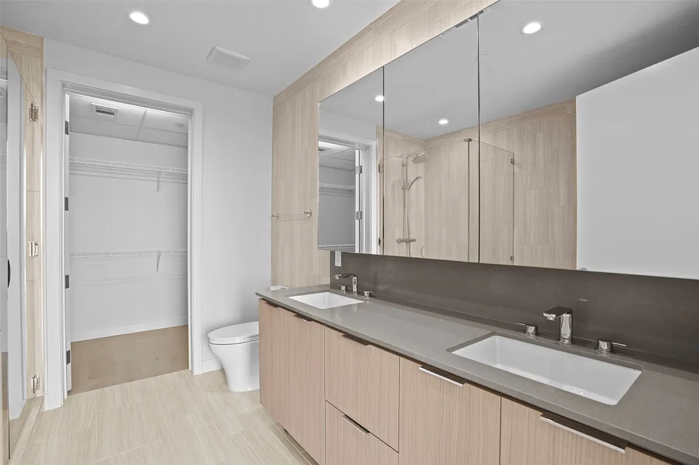 44 East Avenue #2510 Austin, TX 78701