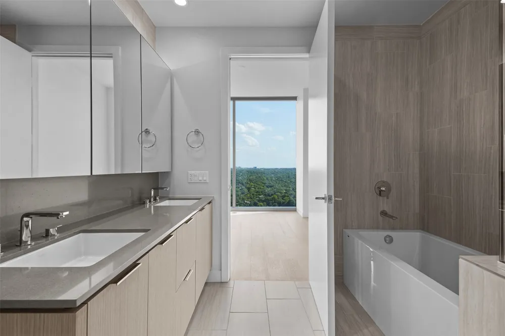 44 East Avenue #2510 Austin, TX 78701