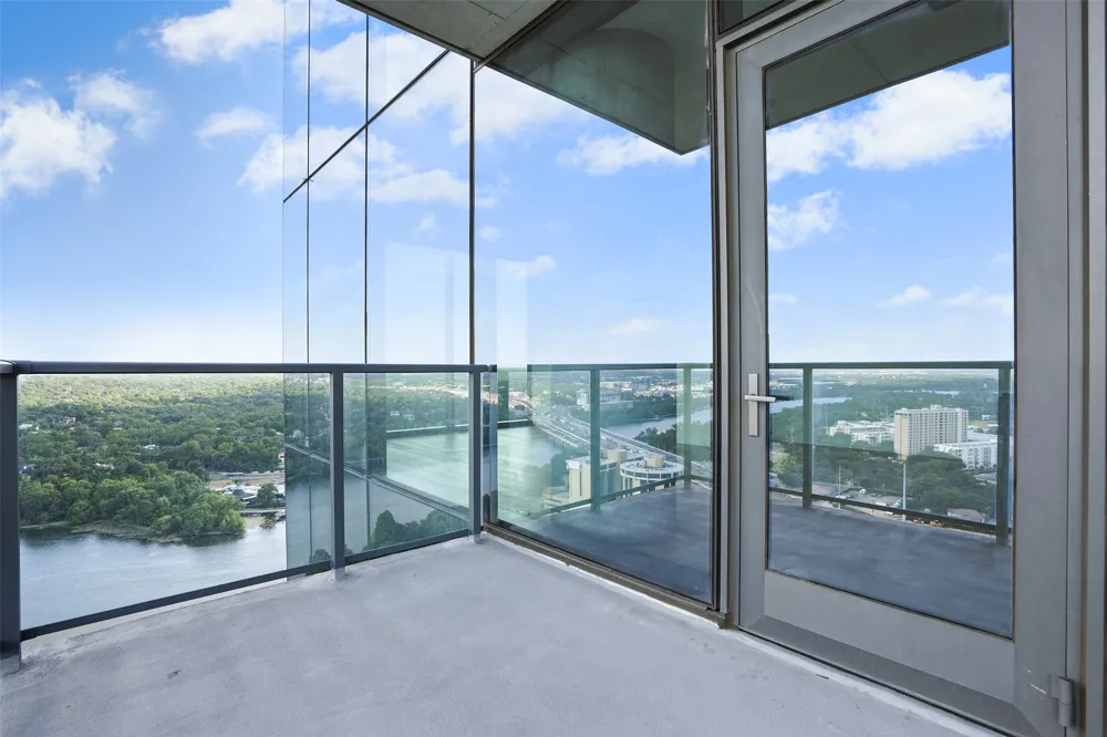 44 East Avenue #2510 Austin, TX 78701