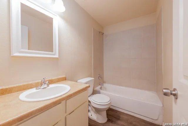 7668 Oak Chase San Antonio, TX 78239