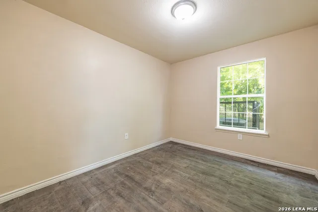 7668 Oak Chase San Antonio, TX 78239