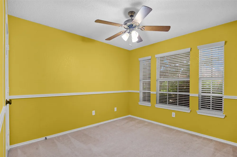 2726 Crosslands Drive Garland, TX 75040