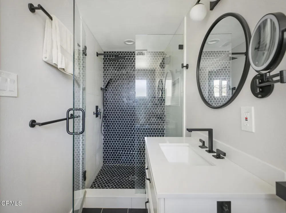 863 S Vecino Drive Glendora, CA 91740