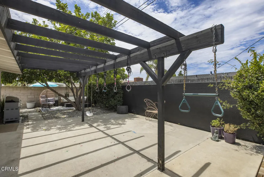 863 S Vecino Drive Glendora, CA 91740