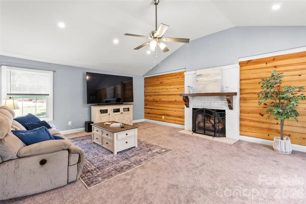 3601 Chapelwood Drive Gastonia, NC 28052