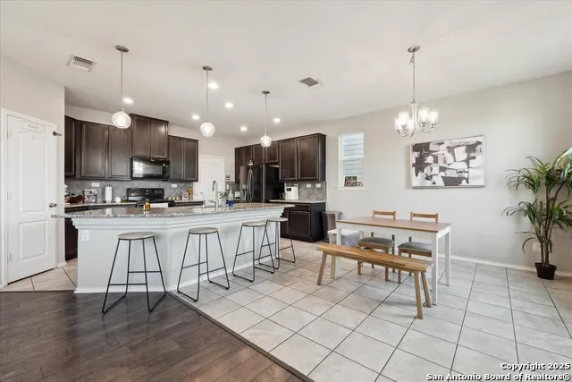 4265 GALE MDWS New Braunfels, TX 78130