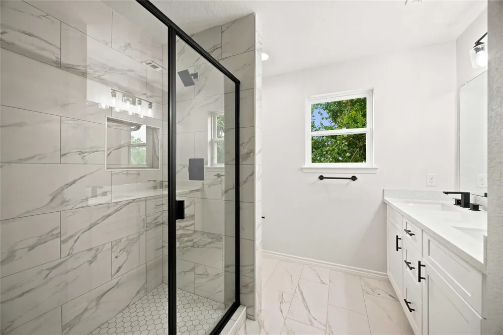 2024 Hampton Street #B Houston, TX 77088