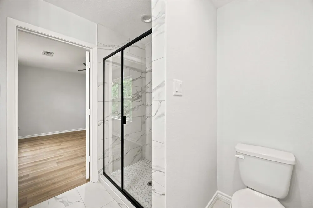 2024 Hampton Street #B Houston, TX 77088