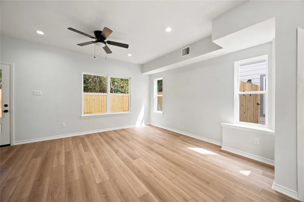 2024 Hampton Street #B Houston, TX 77088