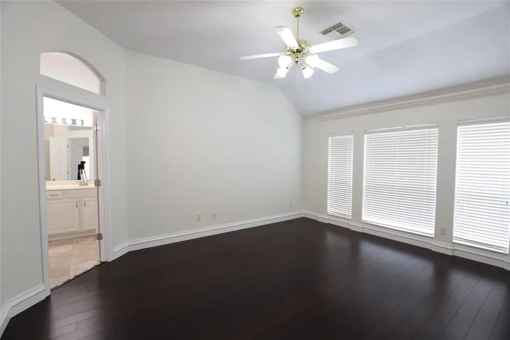 11411 Old Mission Road Houston, TX 77095
