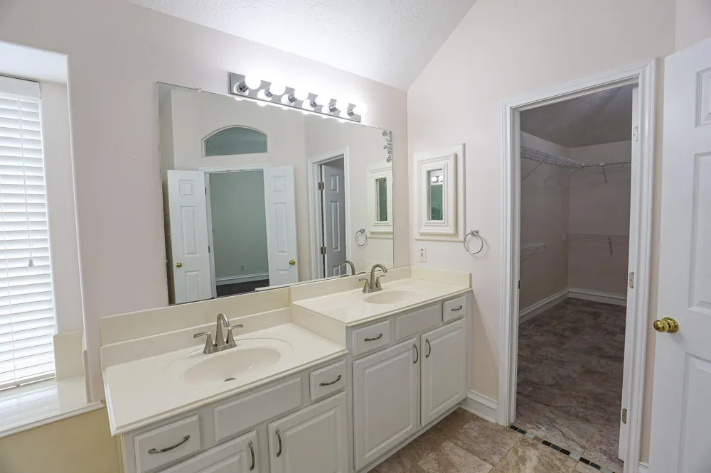 11411 Old Mission Road Houston, TX 77095