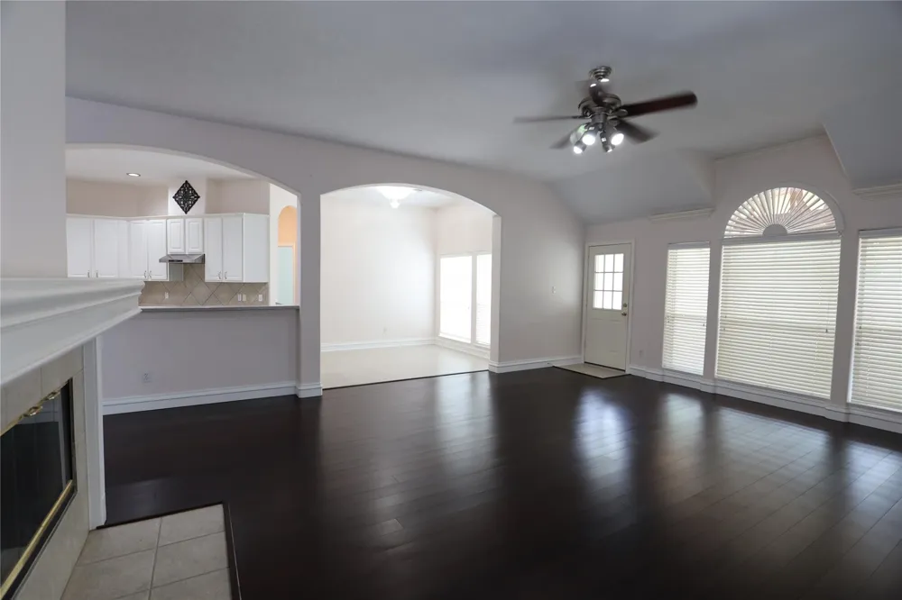 11411 Old Mission Road Houston, TX 77095