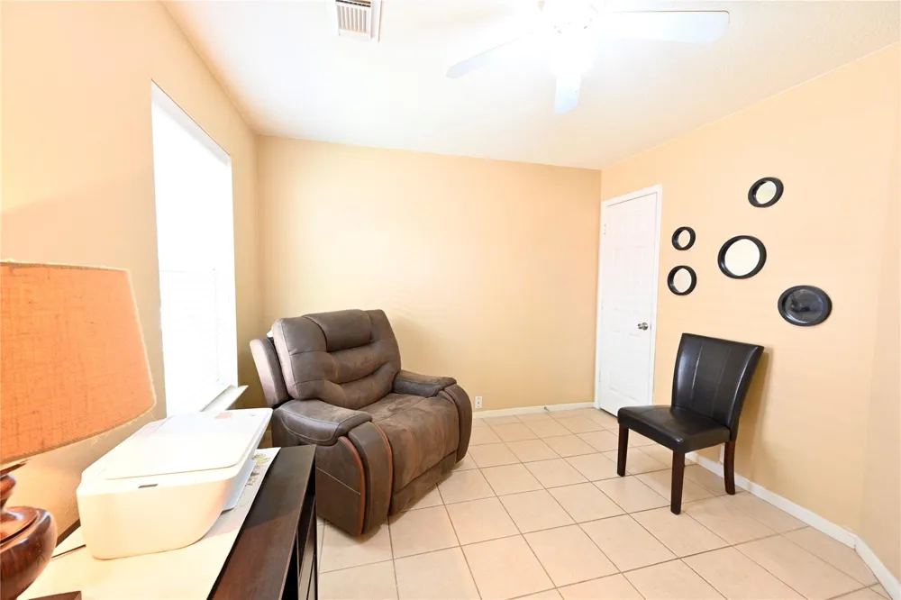 17118 Shadow Ledge Drive Houston, TX 77095