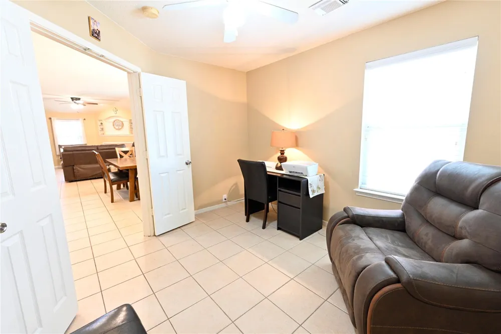 17118 Shadow Ledge Drive Houston, TX 77095