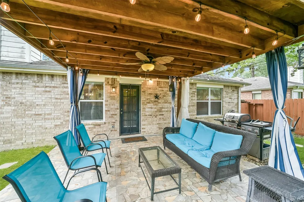17118 Shadow Ledge Drive Houston, TX 77095