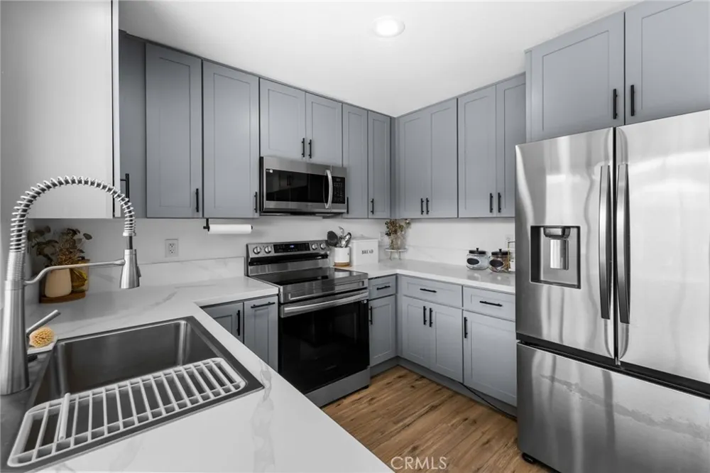 3010 Bradford #D Santa Ana, CA 92707