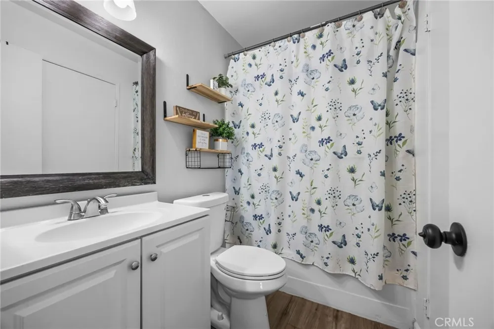 3010 Bradford #D Santa Ana, CA 92707